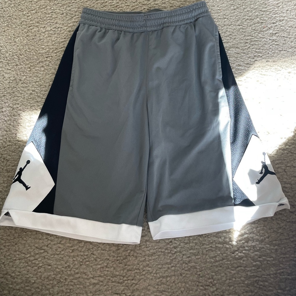 Boys Jordan shorts